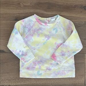 3T tie dye GAP sweatshirt.
